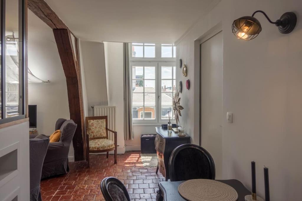 Apartmán Le Sainte Anne *Studio* Orléans Exteriér fotografie